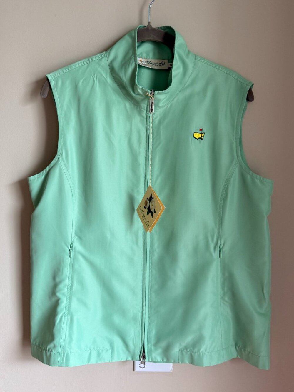 NWT Masters Magnolia Lane Mint Green Golf Vest Small